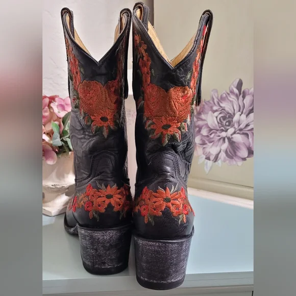 Anna Sui x Yippee Ki Yay by Old Gringo Boots - Picture 5 of 10
